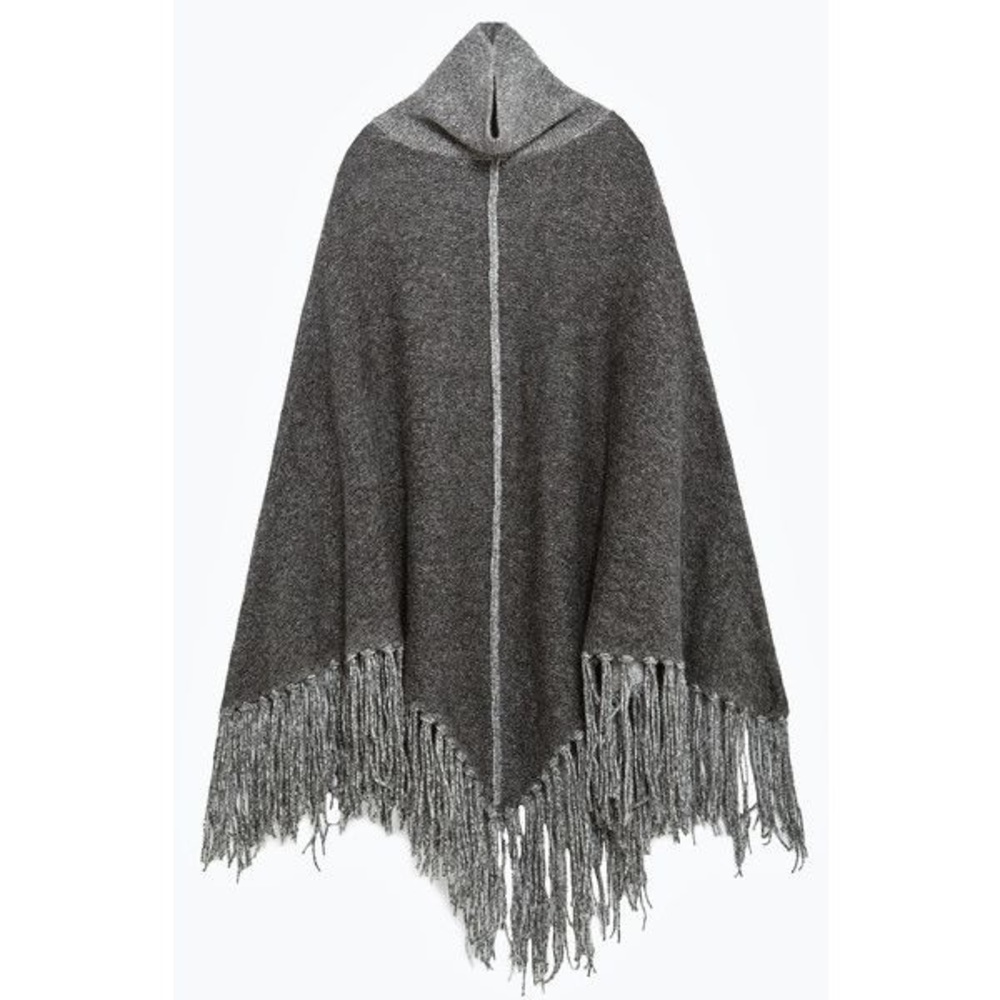 **PRICEDROP** ZARA Knit Fringe Poncho